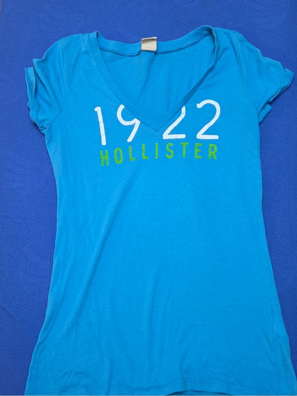 Hollister Bright Turquoise V-Neck Tee with 1922 Logo